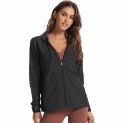 Vuori Women's Outdoor Trainer Shell