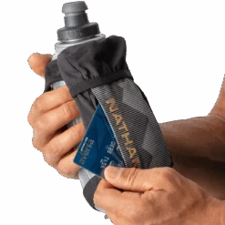 Nathan QuickSqueeze 18 Oz Insulated Handheld -Sports Basement Outlet 100243259 BKG 5