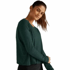 Beyond Yoga Women's Featherweight Daydreamer Pullover -Sports Basement Outlet 100248806 GRNHEATHER 2 8fdcf761 be17 40e4 a343 9578643790c7