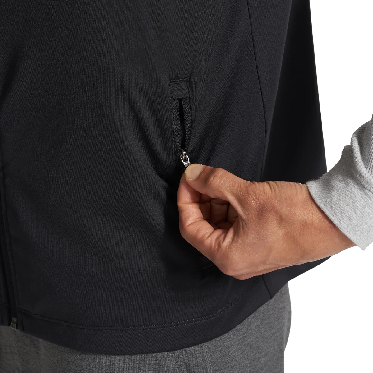 Vuori Men's Sunday Element Vest 8 Vuori Men's Sunday Element Vest - Image 6