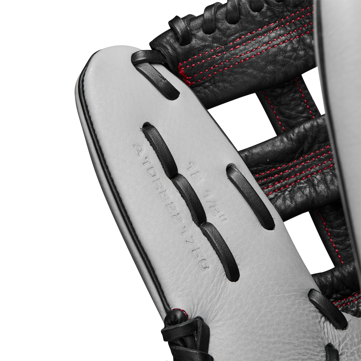 Wilson A1000 1750 Outfield - 12.5" Dual Post Web 8 Wilson A1000 1750 Outfield - 12.5" Dual Post Web - Image 6