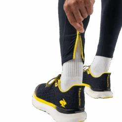 Men's Low Light Pocket Tight 11 Men's Low Light Pocket Tight -Sports Basement Outlet 100269838 CARBON 4