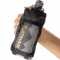 Nathan QuickSqueeze Insulated Handheld 12oz -Sports Basement Outlet 100269898 BKGD 7