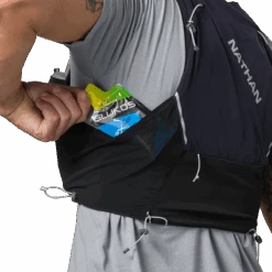 Nathan Pinnacle Pro 6L -Sports Basement Outlet 100277843 BLKSILV 6