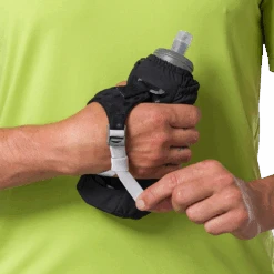 Nathan Pinnacle 18 Oz Insulated Soft Flask 14 Nathan Pinnacle 18 Oz Insulated Soft Flask -Sports Basement Outlet 100277848 BLKSILV 9