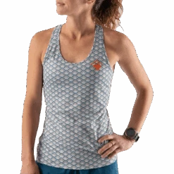 Women's EZ Tank Perf Trail -Sports Basement Outlet DSC00004 2048x 19ea0de0 3eea 4b1e b3d7 f311210f54d5