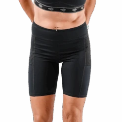 Women's Leggy 7" Short