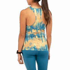 Women's EZ Tank Perf Trail -Sports Basement Outlet G9A7511 2048x c53fbb2d 196d 4fb8 99e3 ffbc72bc0c5c