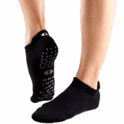 Grip Savvy 9 Grip Savvy -Sports Basement Outlet Tavi Socks Savvy Ebony